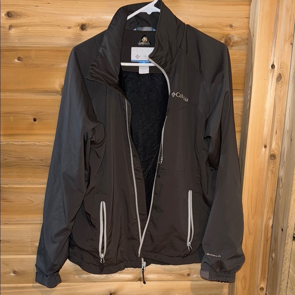 Columbia Men’s Dark Gray Jacket